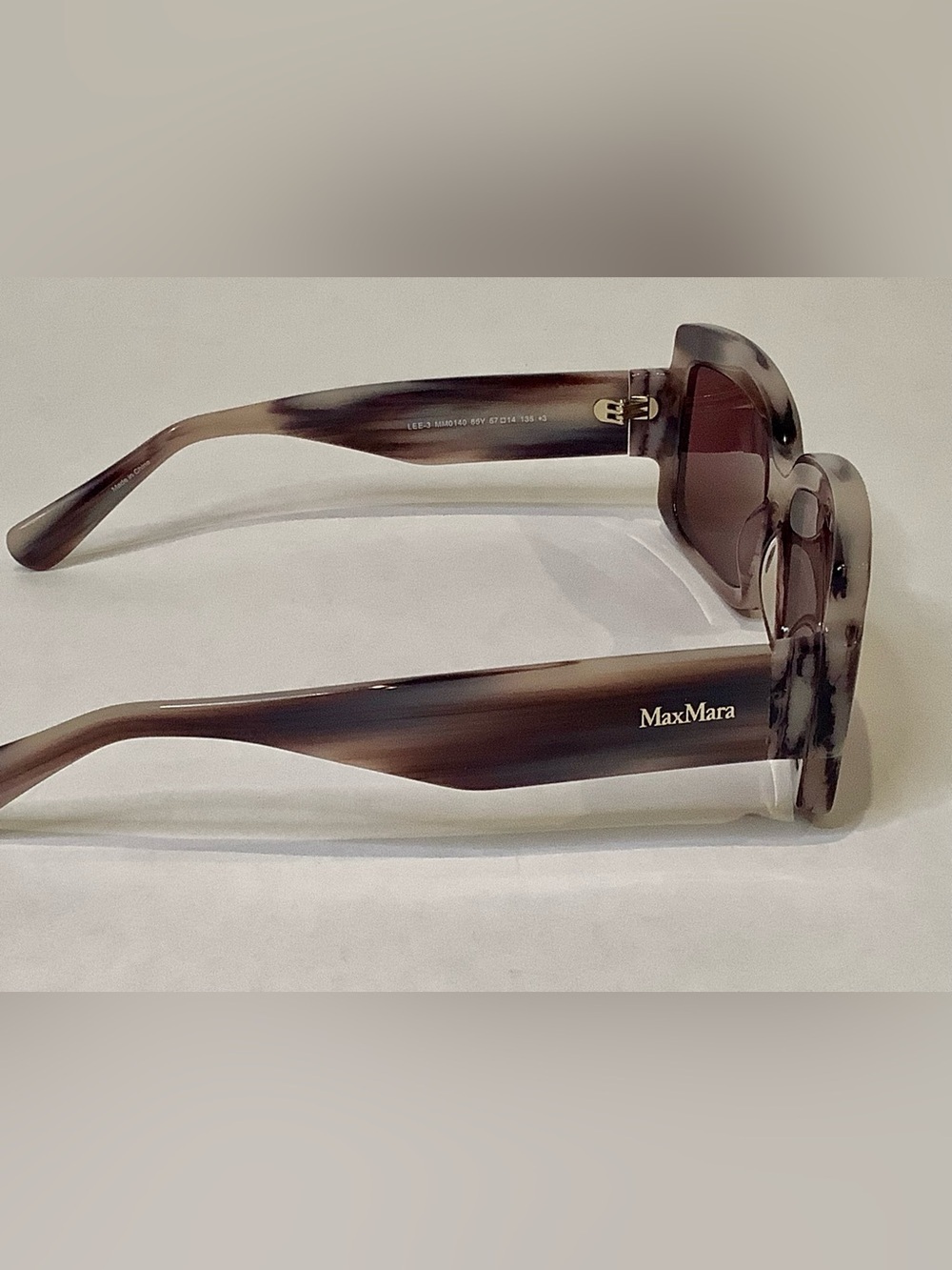 MaxMara Taupe Gradient Rectangular Sunglasses - Picture 3 of 6